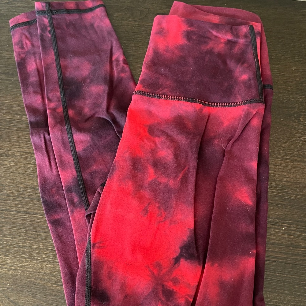J80 tie dye leggings